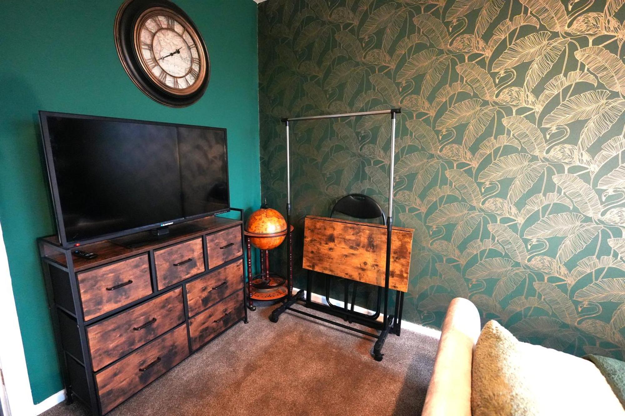 Detached Homestay - Super, King & Double Rooms - Leyland, Preston, Chorley, Lancashire Buitenkant foto