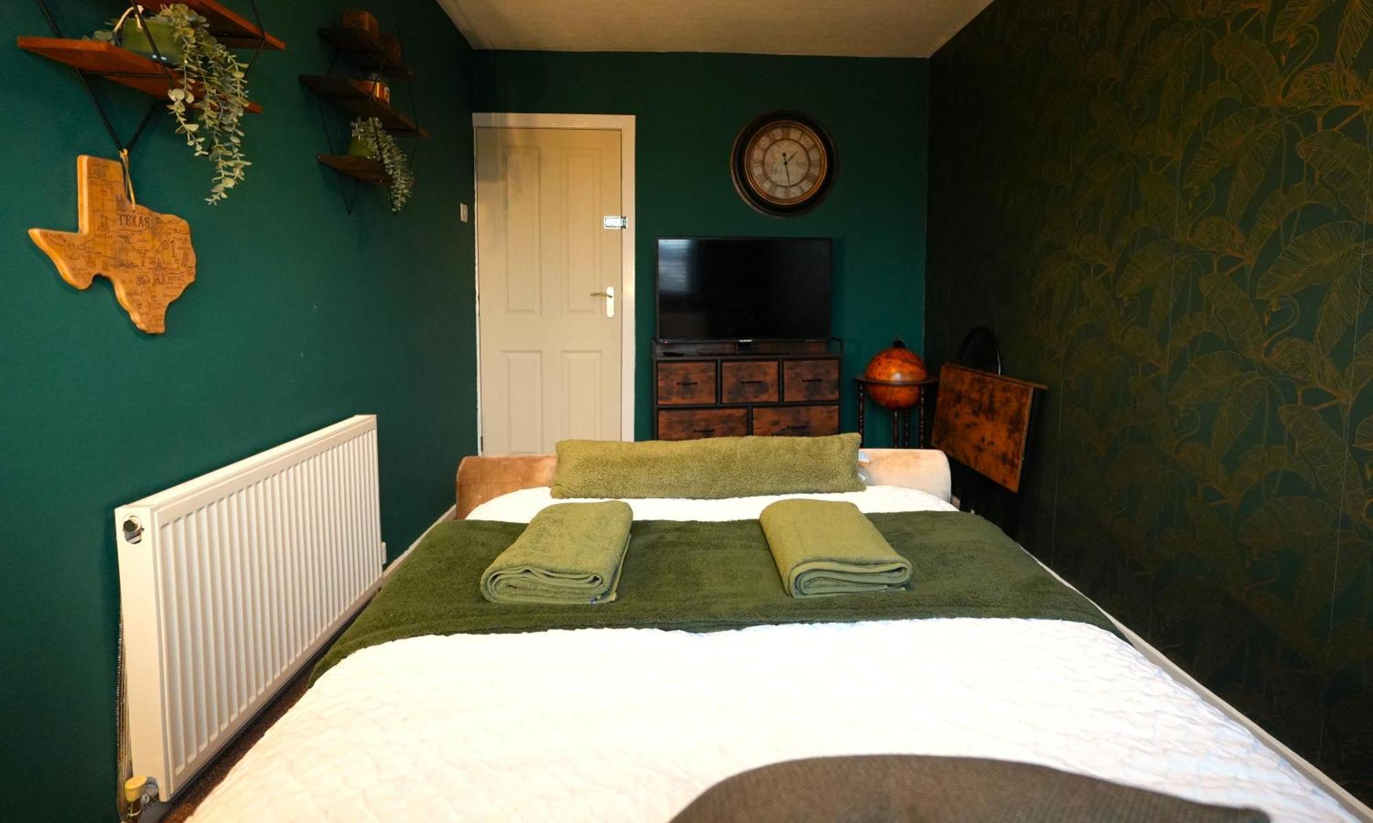 Detached Homestay - Super, King & Double Rooms - Leyland, Preston, Chorley, Lancashire Buitenkant foto