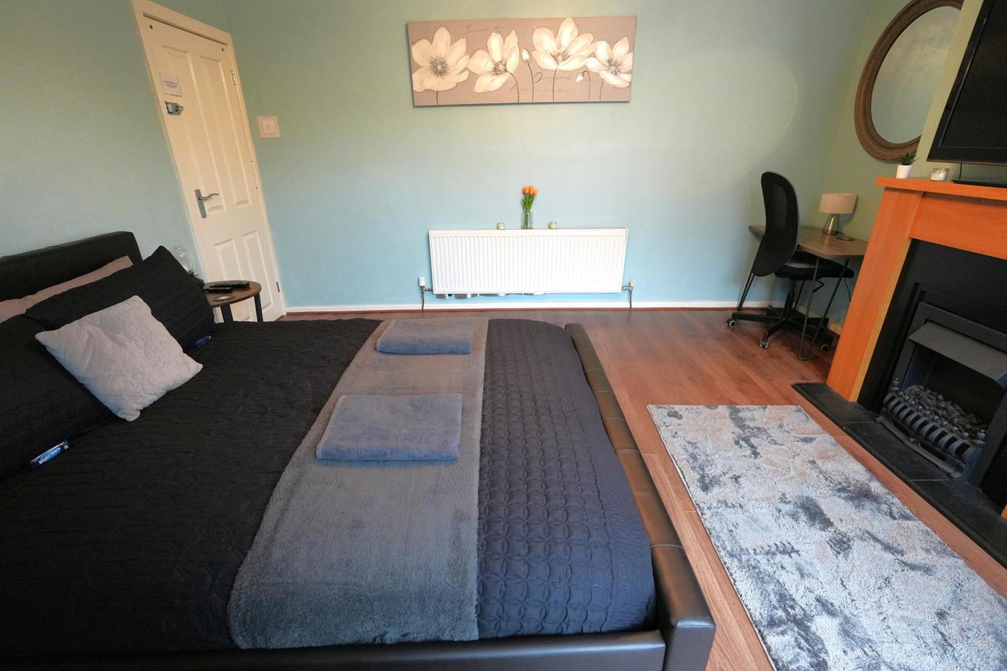 Detached Homestay - Super, King & Double Rooms - Leyland, Preston, Chorley, Lancashire Buitenkant foto