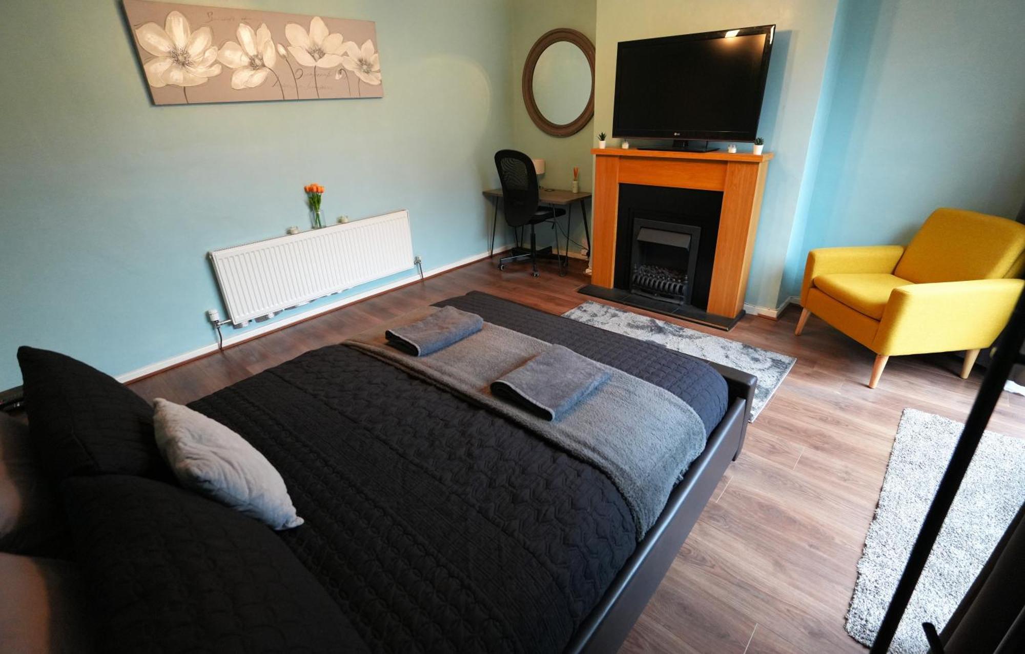 Detached Homestay - Super, King & Double Rooms - Leyland, Preston, Chorley, Lancashire Buitenkant foto
