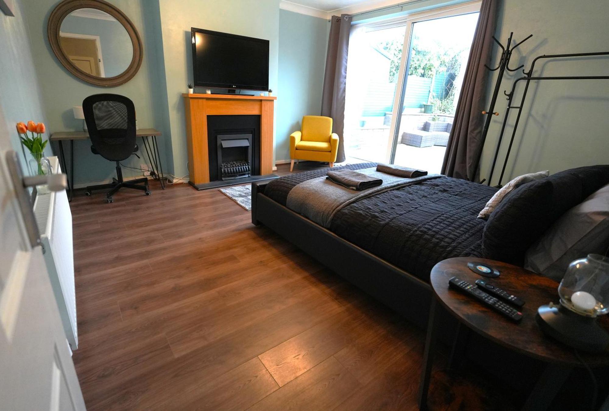 Detached Homestay - Super, King & Double Rooms - Leyland, Preston, Chorley, Lancashire Buitenkant foto