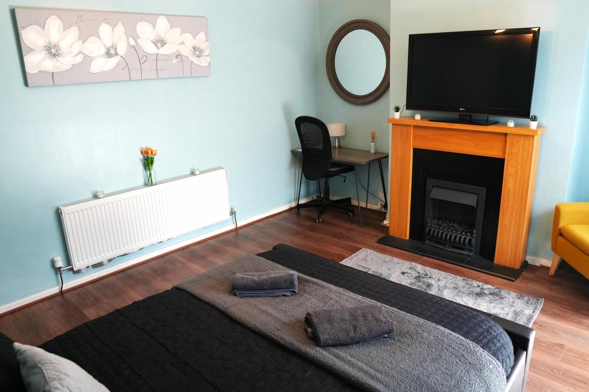 Detached Homestay - Super, King & Double Rooms - Leyland, Preston, Chorley, Lancashire Buitenkant foto